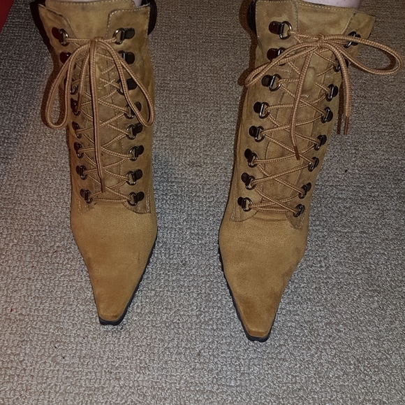 SOLD - J.Lo construction heeled boots - Picture 3 of 7